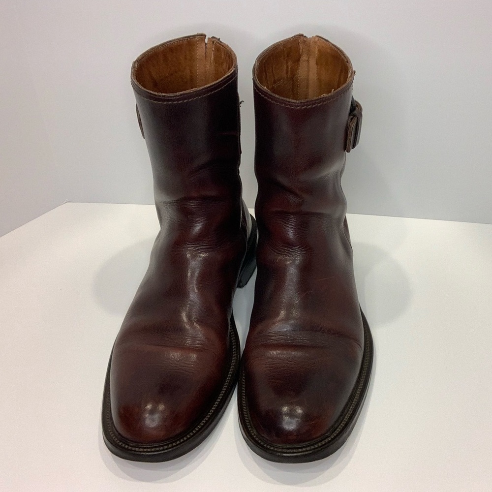 Coach Men’s boots. Size 10D. Brown with a cool patina look.